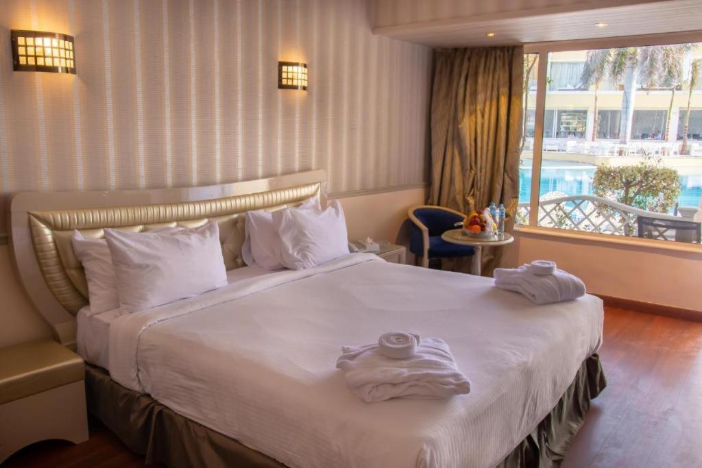 Resort Paradise 4*
